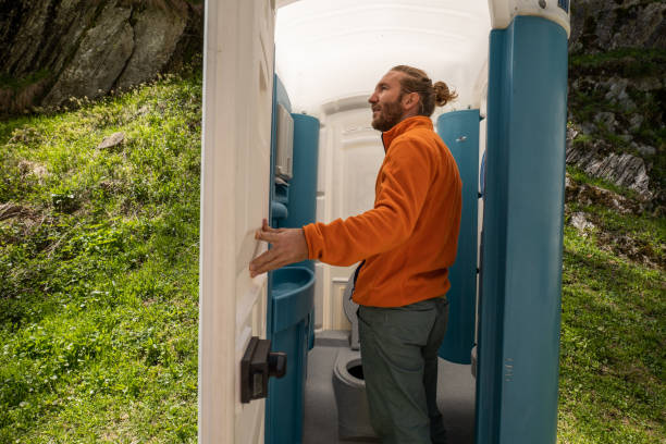 Best Portable bathroom rental  in Cheyenne, WY